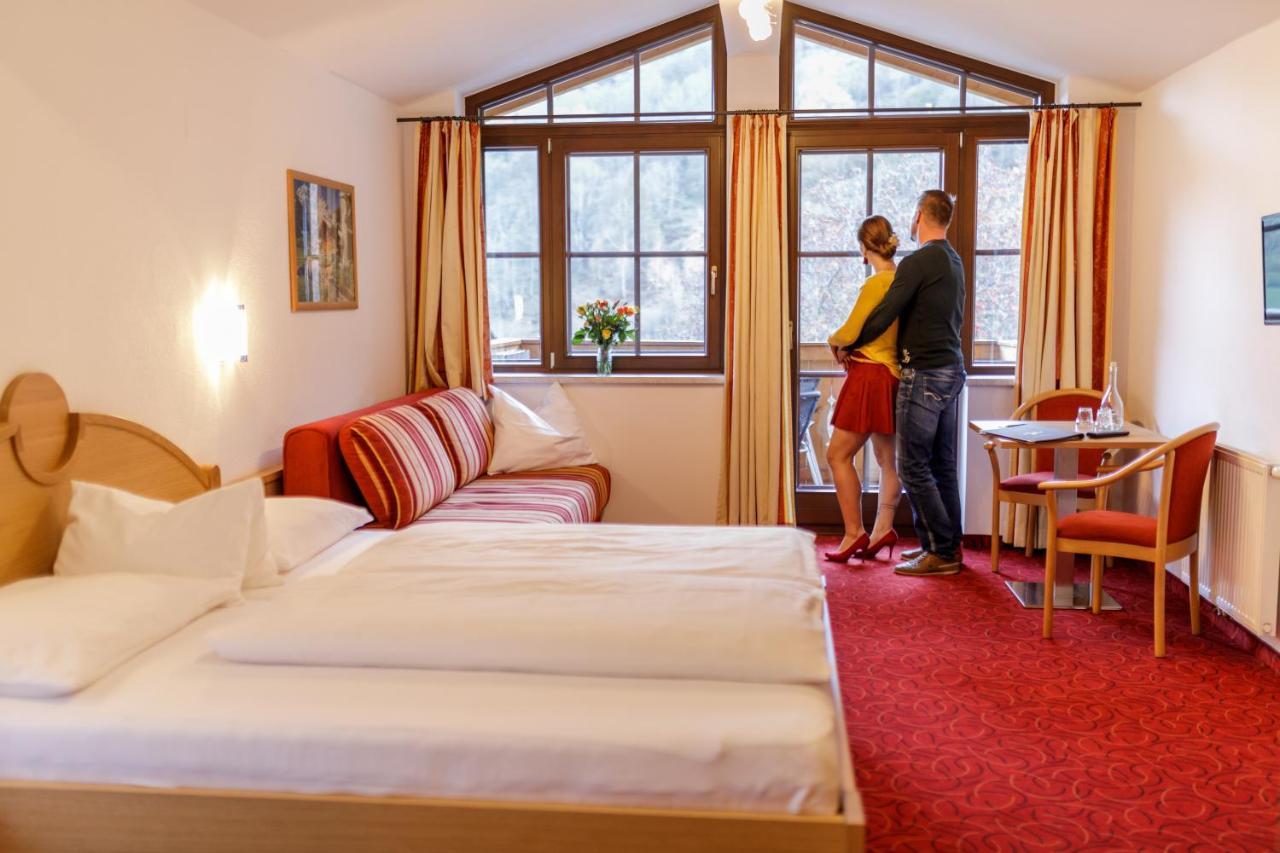 Feriendorf Ponyhof Fusch an der Grossglocknerstrasse Dış mekan fotoğraf