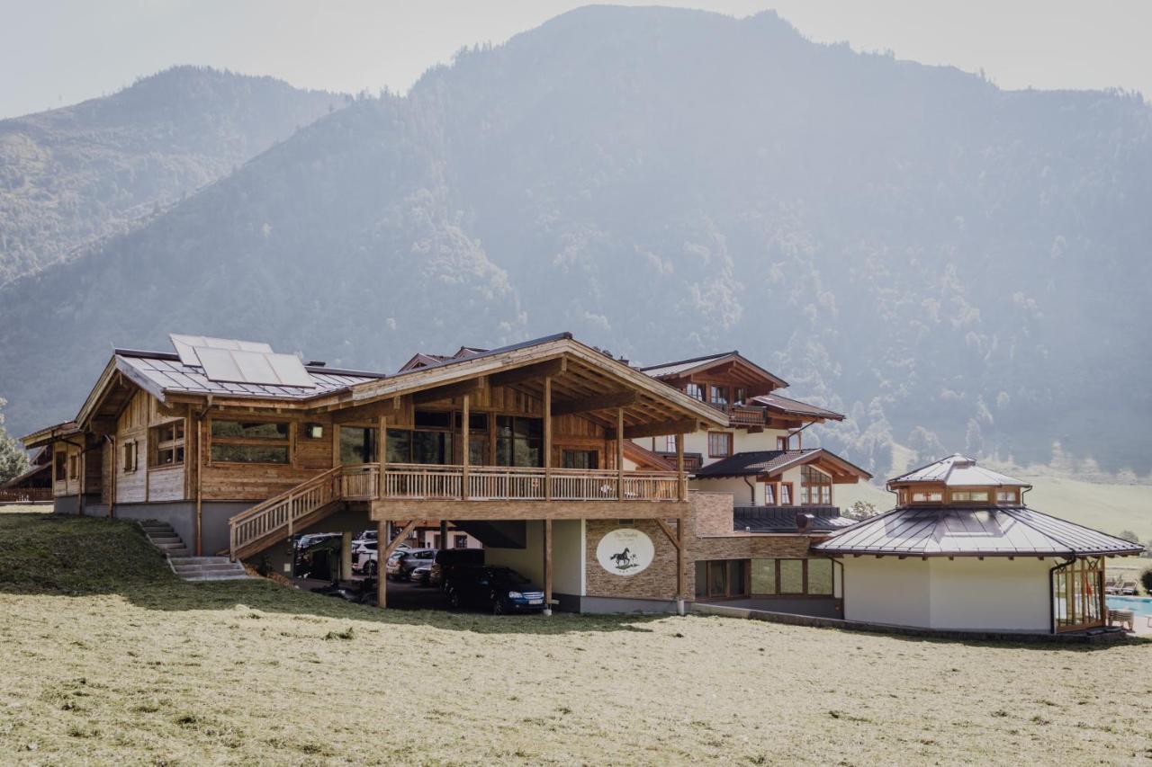 Feriendorf Ponyhof Otel Fusch an der Grossglocknerstrasse Dış mekan fotoğraf